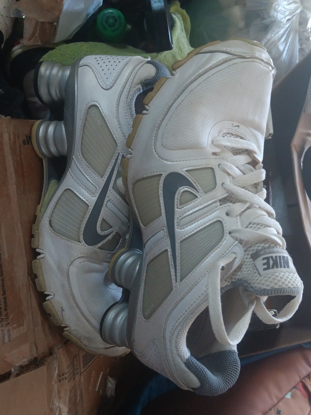 Nike Shox Size 7.5W White & Gray Shox Running Shoes